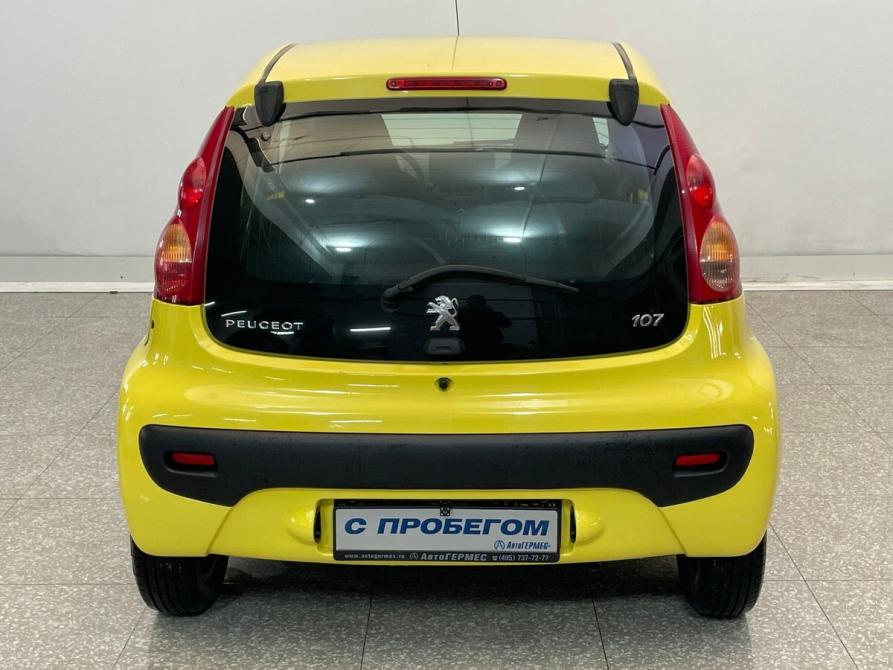Peugeot 107 I Москва  - изображение 3