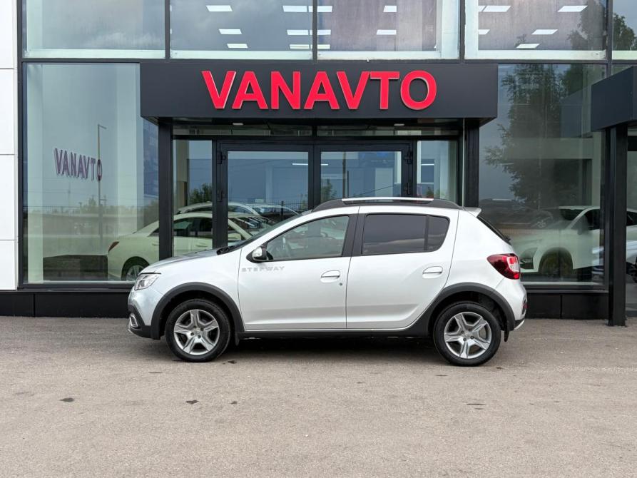 Renault Sandero II Рестайлинг Азнакаево  - изображение 2
