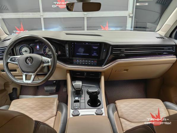 Volkswagen Touareg III с пробегом 2019 года, цена 4 400 000 рублей, 185000 км, внедорожник, Автокод Объявления