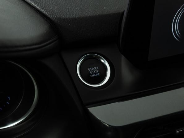 Mazda 6 III (GJ) Рестайлинг с пробегом 2015 года, цена 1 469 700 рублей, 198297 км, седан, Автокод Объявления