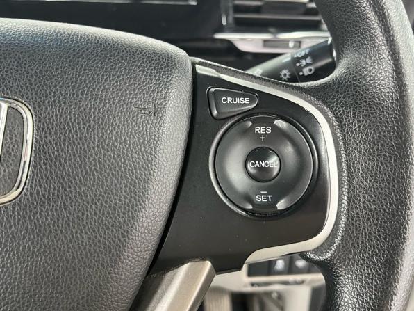 Honda Stepwgn V с пробегом 2016 года, цена 1 979 000 рублей, 228576 км, минивэн, Автокод Объявления