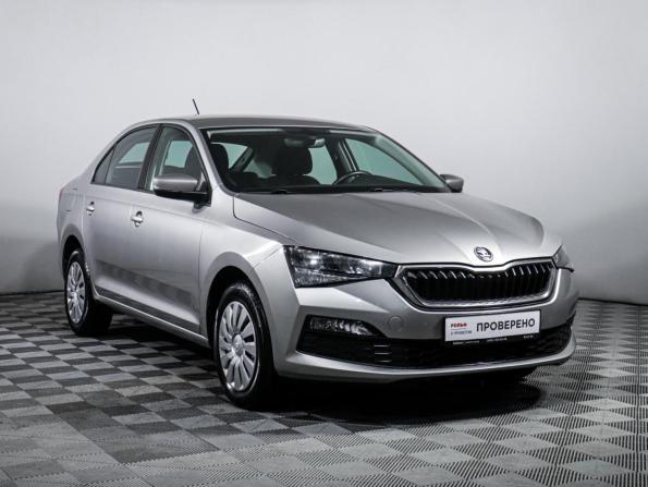 Skoda Rapid II с пробегом 2022 года, цена 1 300 000 рублей, 81505 км, лифтбек, Автокод Объявления