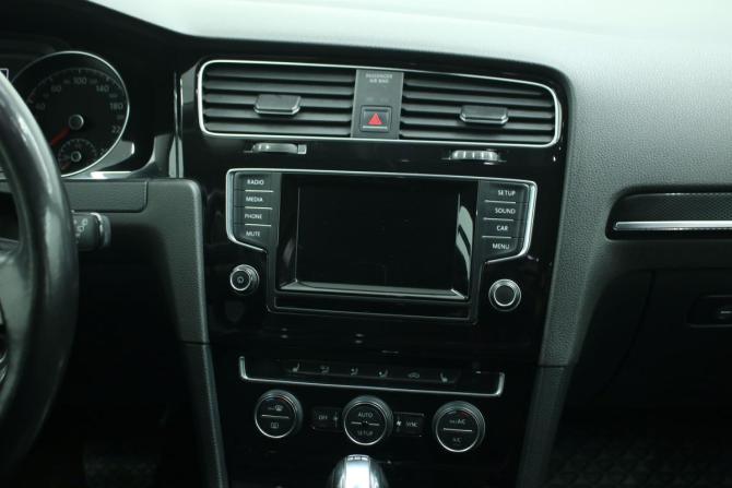 Volkswagen Golf VII с пробегом 2013 года, цена 1 395 000 рублей, 125992 км, хэтчбек, Автокод Объявления