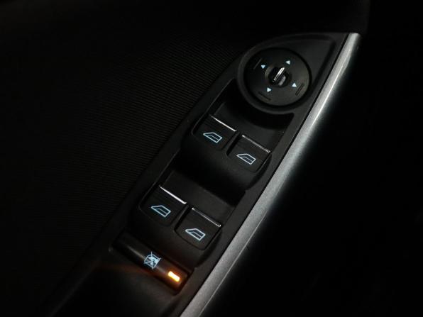 Ford Focus III с пробегом 2012 года, цена 969 000 рублей, 104000 км, седан, Автокод Объявления