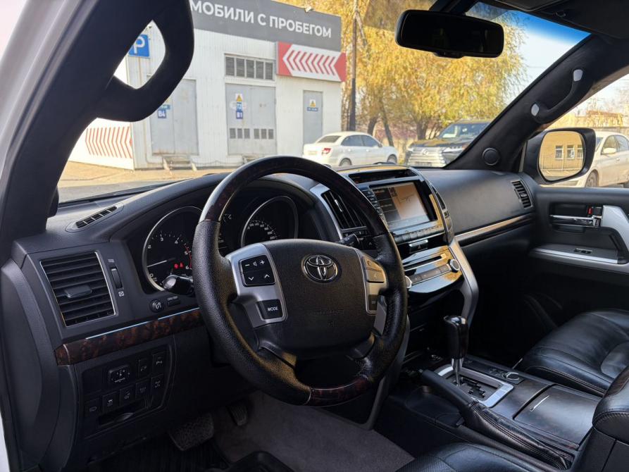 Toyota Land Cruiser 200 Series Рестайлинг 1 Пермь  - изображение 16