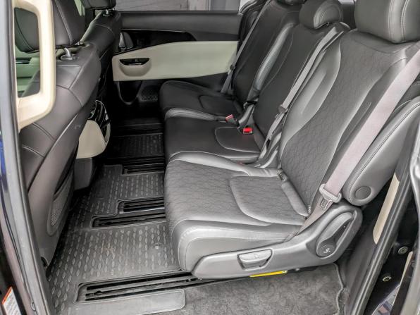 Kia Carnival IV с пробегом 2021 года, цена 3 485 000 рублей, 138849 км, минивэн, Автокод Объявления