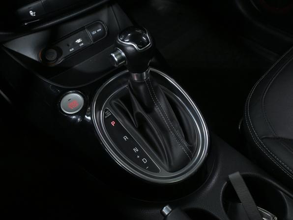 Kia Soul II Рестайлинг с пробегом 2017 года, цена 1 570 000 рублей, 170000 км, хэтчбек, Автокод Объявления