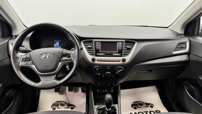 Hyundai Solaris II с пробегом 2017 года, цена 1 145 000 рублей, 75359 км, седан, Автокод Объявления