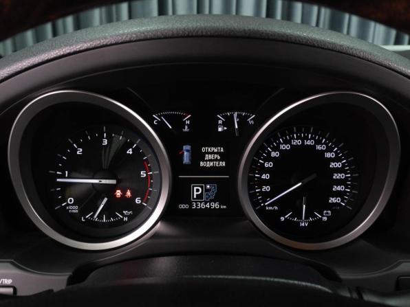 Toyota Land Cruiser 200 Series Рестайлинг 1 с пробегом 2013 года, цена 3 719 000 рублей, 336496 км, внедорожник, Автокод Объявления