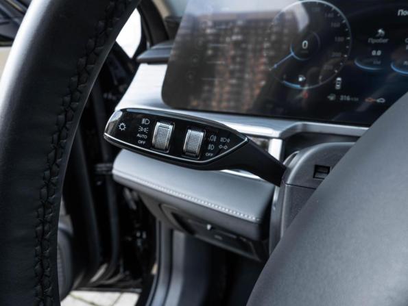 Chery Arrizo 8 с пробегом 2023 года, цена 1 790 000 рублей, 30092 км, седан, Автокод Объявления