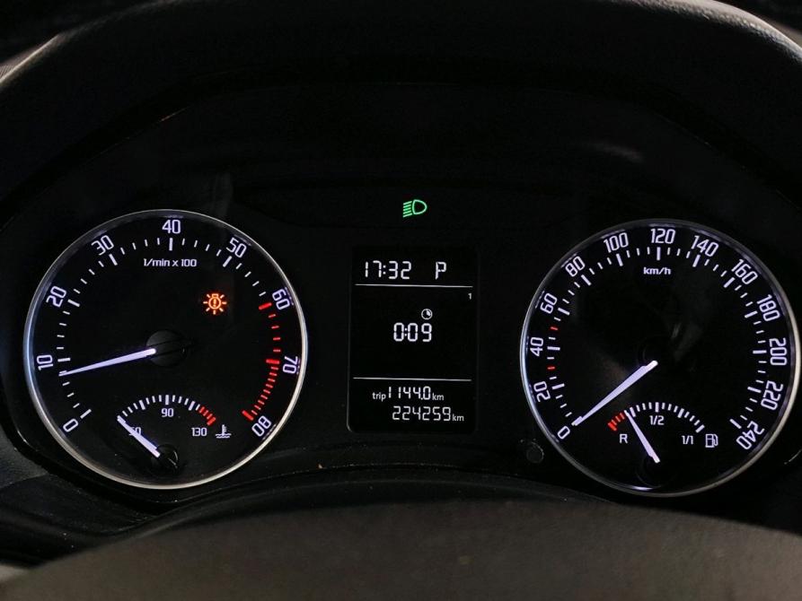 Skoda Octavia II (A5) Рестайлинг Москва  - изображение 11