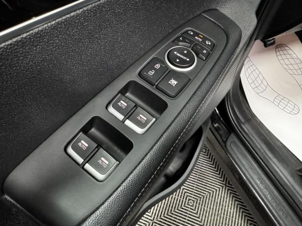 Kia Sorento III Prime Рестайлинг с пробегом 2018 года, цена 2 370 000 рублей, 117260 км, внедорожник, Автокод Объявления