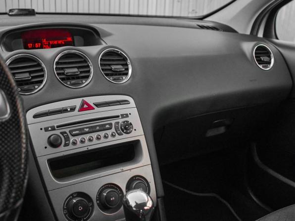 Peugeot 408 I с пробегом 2013 года, цена 550 000 рублей, 109381 км, седан, Автокод Объявления