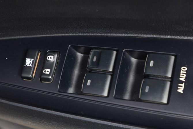 Toyota Corolla XI (E160 E170 E180) с пробегом 2020 года, цена 1 599 000 рублей, 102000 км, универсал, Автокод Объявления