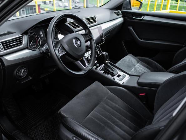 Skoda Superb III с пробегом 2017 года, цена 1 678 000 рублей, 175935 км, лифтбек, Автокод Объявления