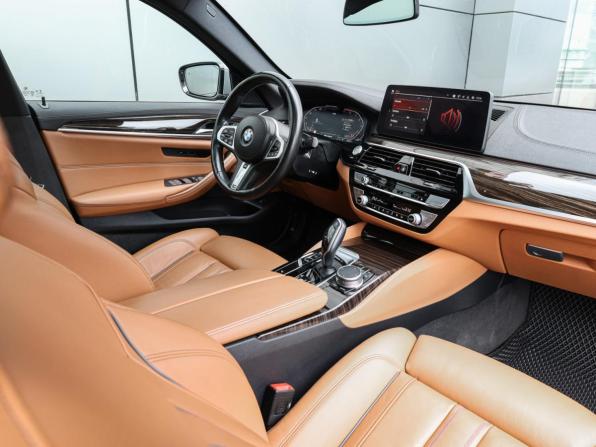 BMW 5 серии VII (G30/G31/G38) Рестайлинг с пробегом 2021 года, цена 4 149 000 рублей, 104367 км, седан, Автокод Объявления