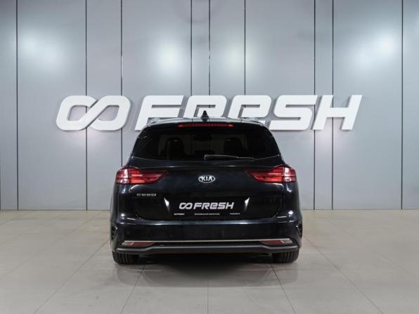 Kia Ceed III с пробегом 2019 года, цена 1 799 000 рублей, 115300 км, универсал, Автокод Объявления