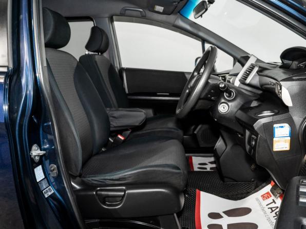 Honda Freed I с пробегом 2010 года, цена 975 000 рублей, 136264 км, компактвэн, Автокод Объявления