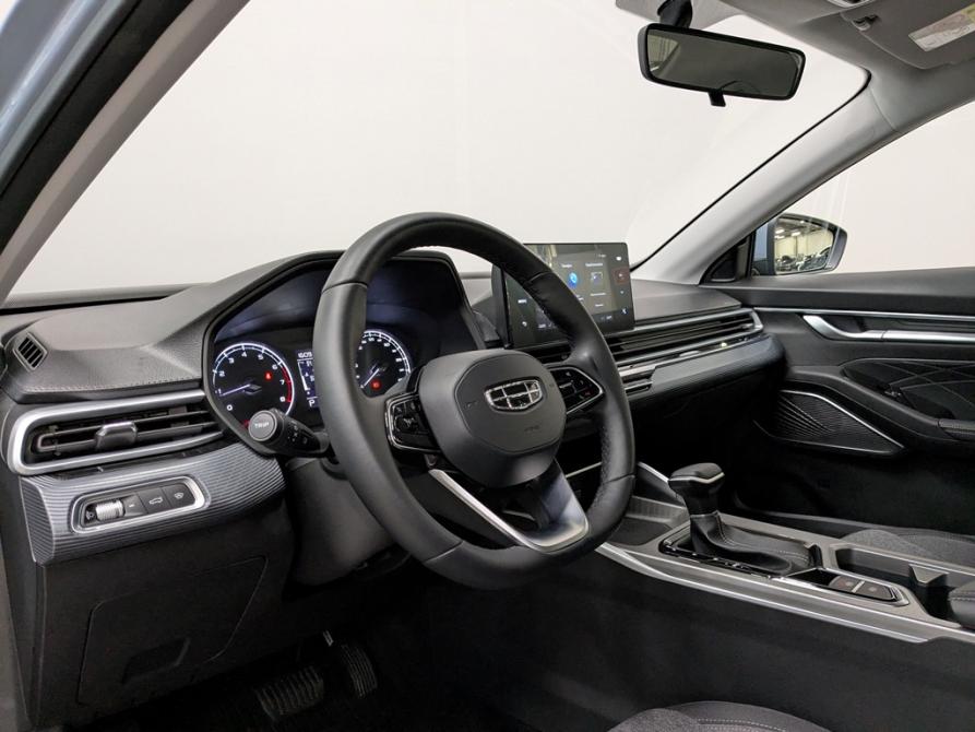 Geely Emgrand II Москва  - изображение 2