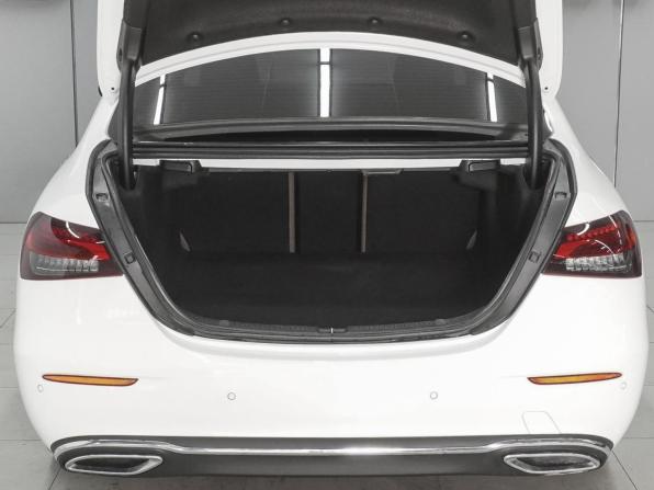 Mercedes-Benz E-Класс V (W213 S213 C238) Рестайлинг с пробегом 2022 года, цена 5 990 000 рублей, 48381 км, седан, Автокод Объявления