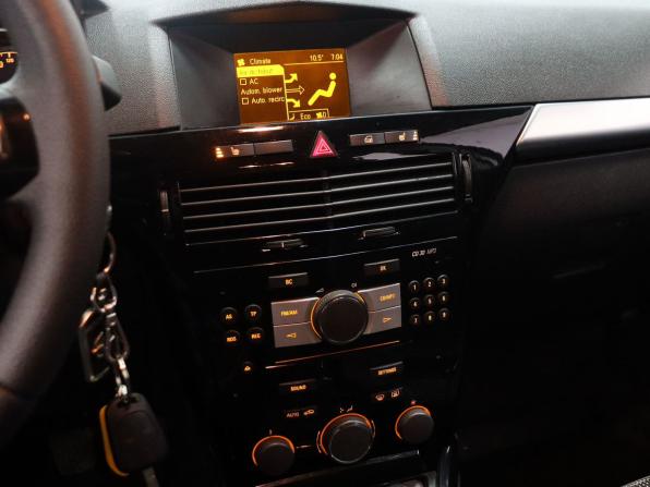 Opel Astra H Рестайлинг с пробегом 2008 года, цена 489 000 рублей, 216000 км, хэтчбек, Автокод Объявления