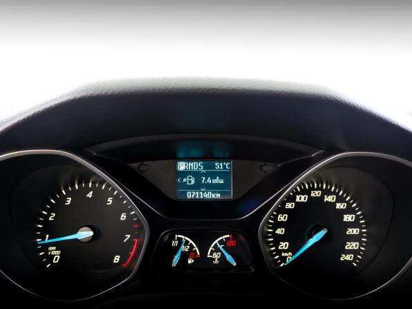 Ford Focus III с пробегом 2012 года, цена 900 000 рублей, 71132 км, седан, Автокод Объявления