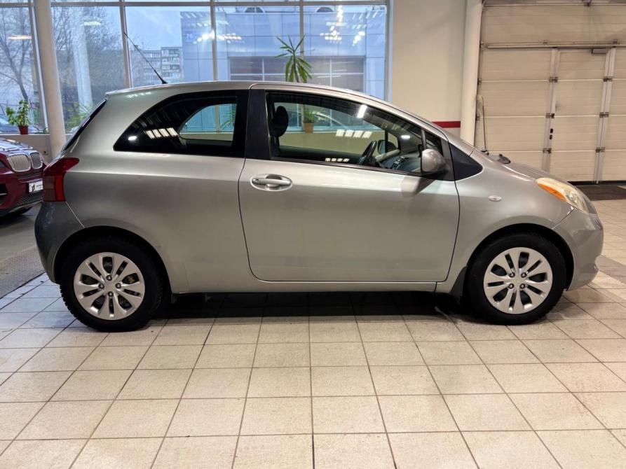 Toyota Yaris II Челябинск  - изображение 6