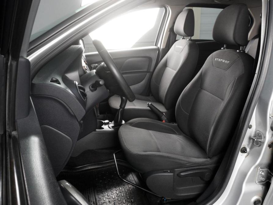 Renault Logan II Рестайлинг Минеральные Воды  - изображение 10