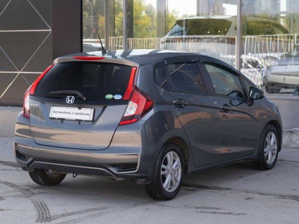 Honda Fit III Рестайлинг с пробегом 2019 года, цена 1 155 000 рублей, 163326 км, хэтчбек, Автокод Объявления