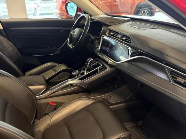 Geely Atlas Pro с пробегом 2022 года, цена 1 795 000 рублей, 63557 км, внедорожник, Автокод Объявления