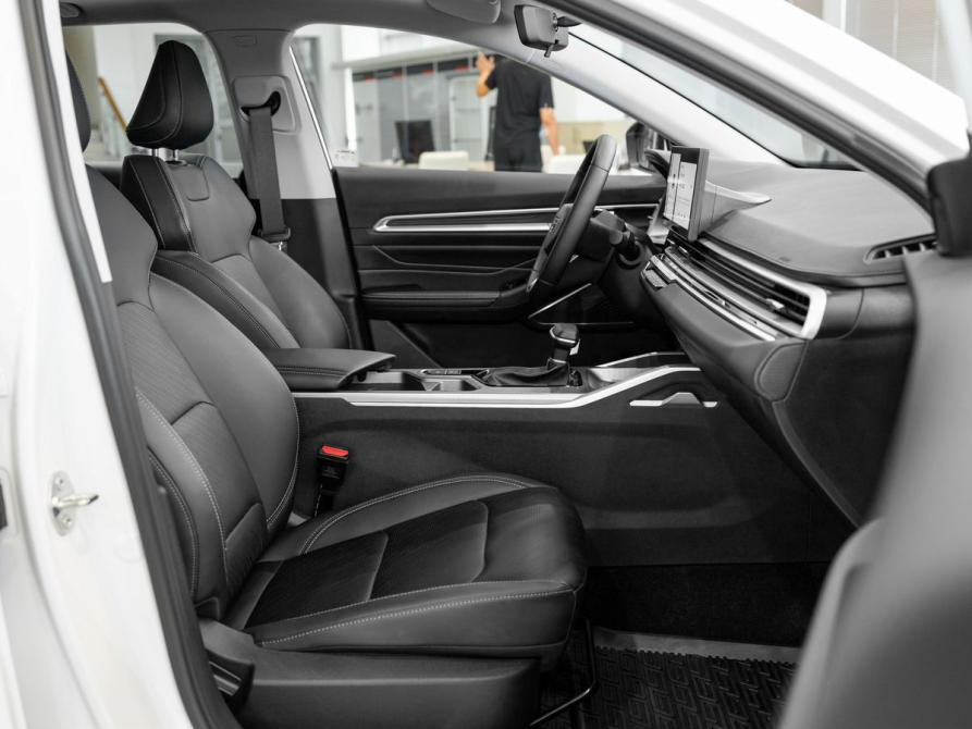 Geely Emgrand II Москва  - изображение 22