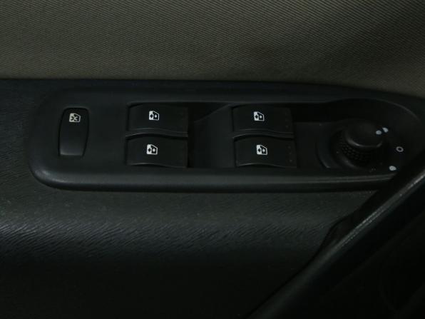 Renault Kangoo II с пробегом 2012 года, цена 617 000 рублей, 293750 км, компактвэн, Автокод Объявления