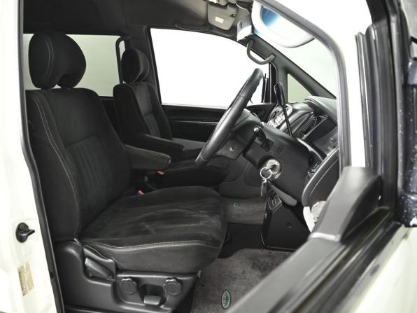 Mitsubishi Delica IV с пробегом 2006 года, цена 2 230 000 рублей, 223144 км, минивэн, Автокод Объявления