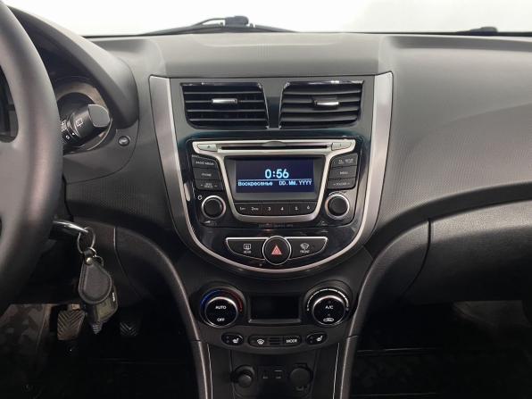 Hyundai Solaris I Рестайлинг с пробегом 2014 года, цена 899 000 рублей, 136180 км, хэтчбек, Автокод Объявления