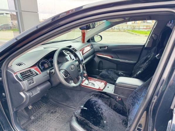 Toyota Camry VII (XV50) с пробегом 2012 года, цена 1 290 000 рублей, 270695 км, седан, Автокод Объявления