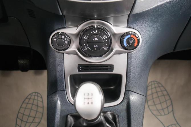 Ford Fiesta Mk6 с пробегом 2009 года, цена 359 000 рублей, 220117 км, хэтчбек, Автокод Объявления