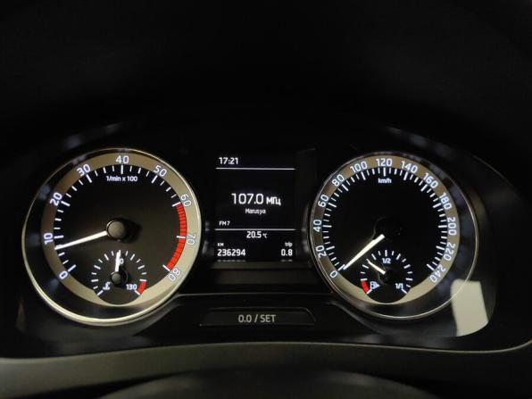 Skoda Rapid I Рестайлинг с пробегом 2019 года, цена 825 000 рублей, 236293 км, лифтбек, Автокод Объявления