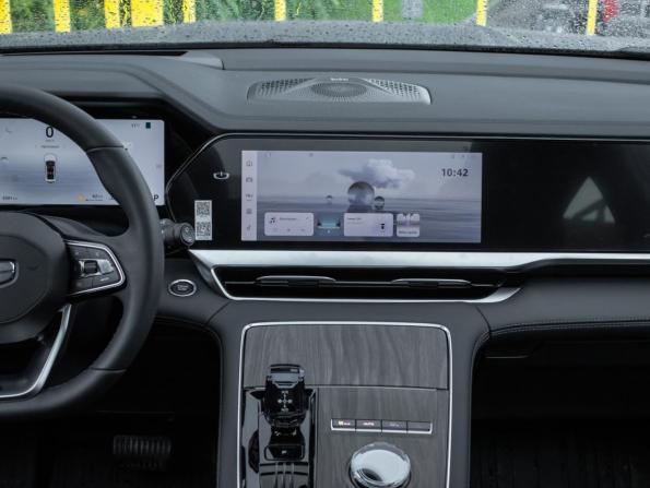 Geely Monjaro I Рестайлинг с пробегом 2025 года, цена 4 149 000 рублей, 3000 км, внедорожник, Автокод Объявления
