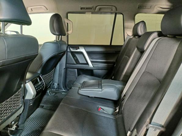Toyota Land Cruiser Prado 150 Series Рестайлинг 2 с пробегом 2020 года, цена 6 249 000 рублей, 106000 км, внедорожник, Автокод Объявления