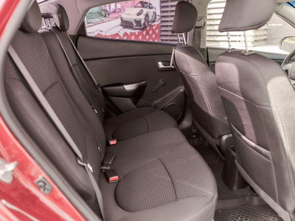 Kia Rio III Рестайлинг с пробегом 2015 года, цена 1 100 000 рублей, 155879 км, седан, Автокод Объявления
