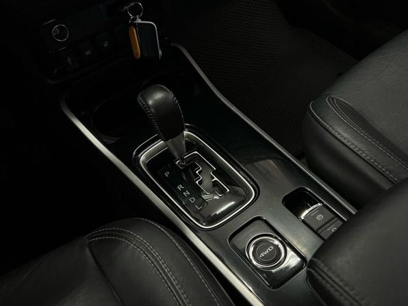 Mitsubishi Outlander III Рестайлинг 3 с пробегом 2019 года, цена 2 499 000 рублей, 120720 км, внедорожник, Автокод Объявления
