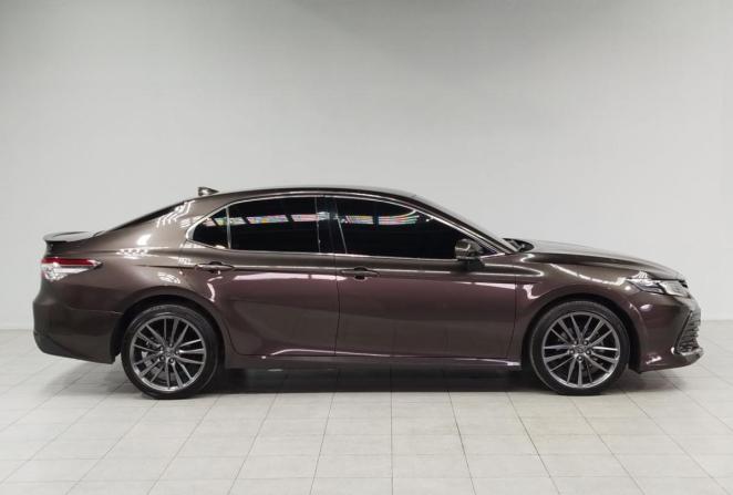 Toyota Camry VIII (XV70) Рестайлинг с пробегом 2021 года, цена 4 100 000 рублей, 48449 км, седан, Автокод Объявления