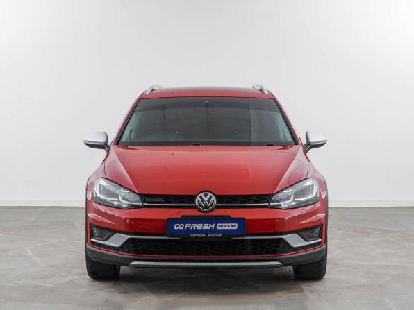 Volkswagen Golf VII Рестайлинг с пробегом 2019 года, цена 2 491 046 рублей, 103058 км, универсал, Автокод Объявления