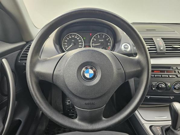 BMW 1 серии I (E81/E82/E87/E88) Рестайлинг с пробегом 2011 года, цена 749 000 рублей, 205330 км, хэтчбек, Автокод Объявления