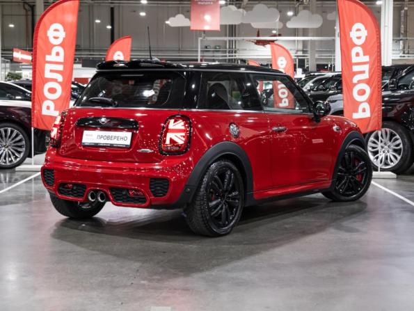 Mini Hatch III (F55/F56) Рестайлинг с пробегом 2019 года, цена 3 099 700 рублей, 52811 км, хэтчбек, Автокод Объявления