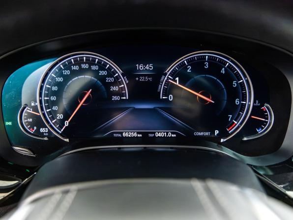 BMW 5 серии VII (G30/G31/G38) с пробегом 2017 года, цена 3 498 000 рублей, 66256 км, седан, Автокод Объявления