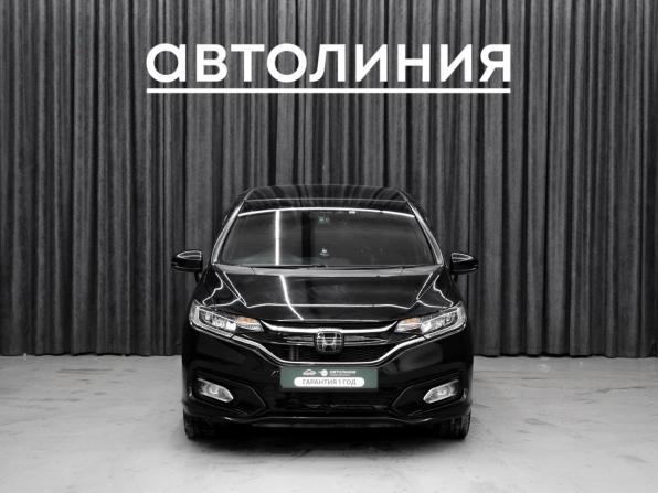 Honda Fit III Рестайлинг с пробегом 2019 года, цена 1 100 000 рублей, 127000 км, хэтчбек, Автокод Объявления