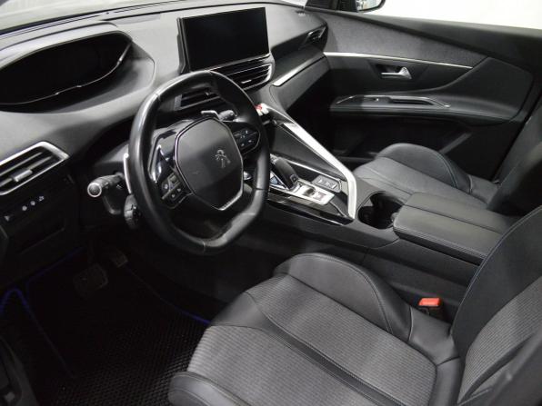 Peugeot 5008 II Рестайлинг с пробегом 2021 года, цена 2 000 000 рублей, 160917 км, внедорожник, Автокод Объявления