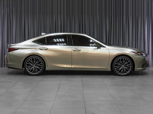 Lexus ES VII с пробегом 2020 года, цена 4 029 000 рублей, 53283 км, седан, Автокод Объявления