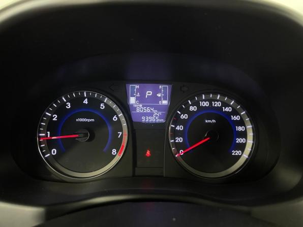 Hyundai Solaris I Рестайлинг с пробегом 2015 года, цена 1 013 000 рублей, 93965 км, седан, Автокод Объявления